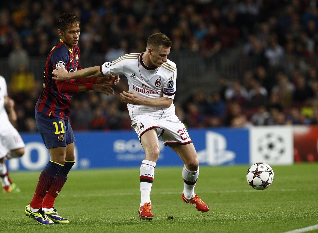 巴黎圣日耳曼战平本菲卡,范戴克乌龙送礼欧冠的简单介绍 巴黎圣日耳曼战平本菲卡,范戴克乌龙送礼欧冠的简单介绍