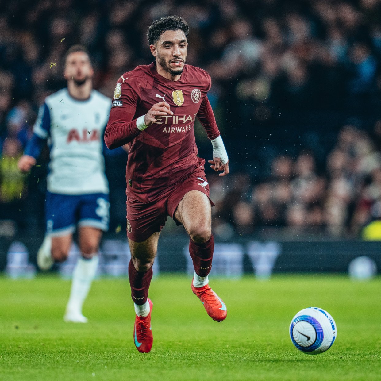 开云体育中国-曼城战平马竞，阿扎尔梅开二度英超的简单介绍