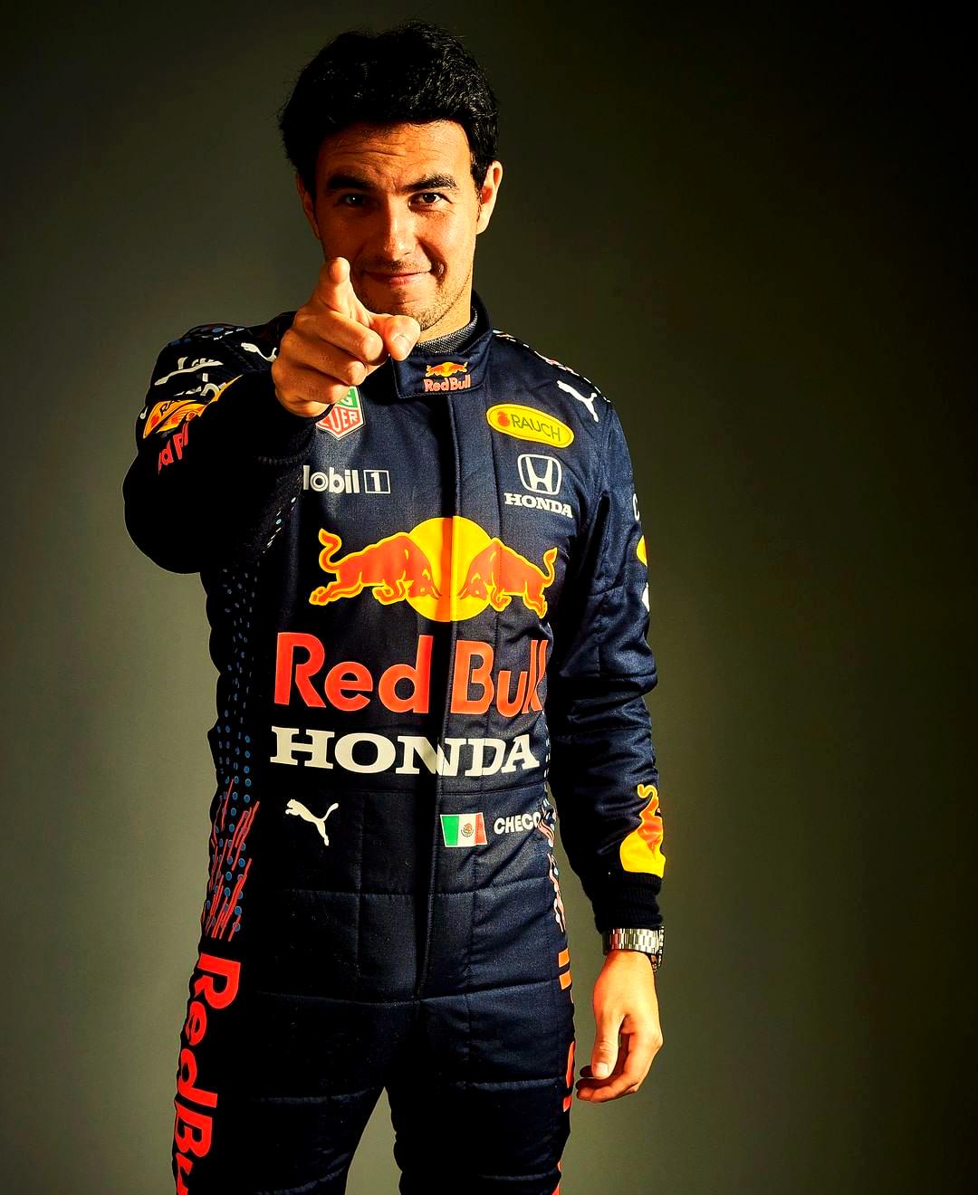 阿斯顿马丁险胜红牛车队，佩雷兹扛起全队的简单介绍